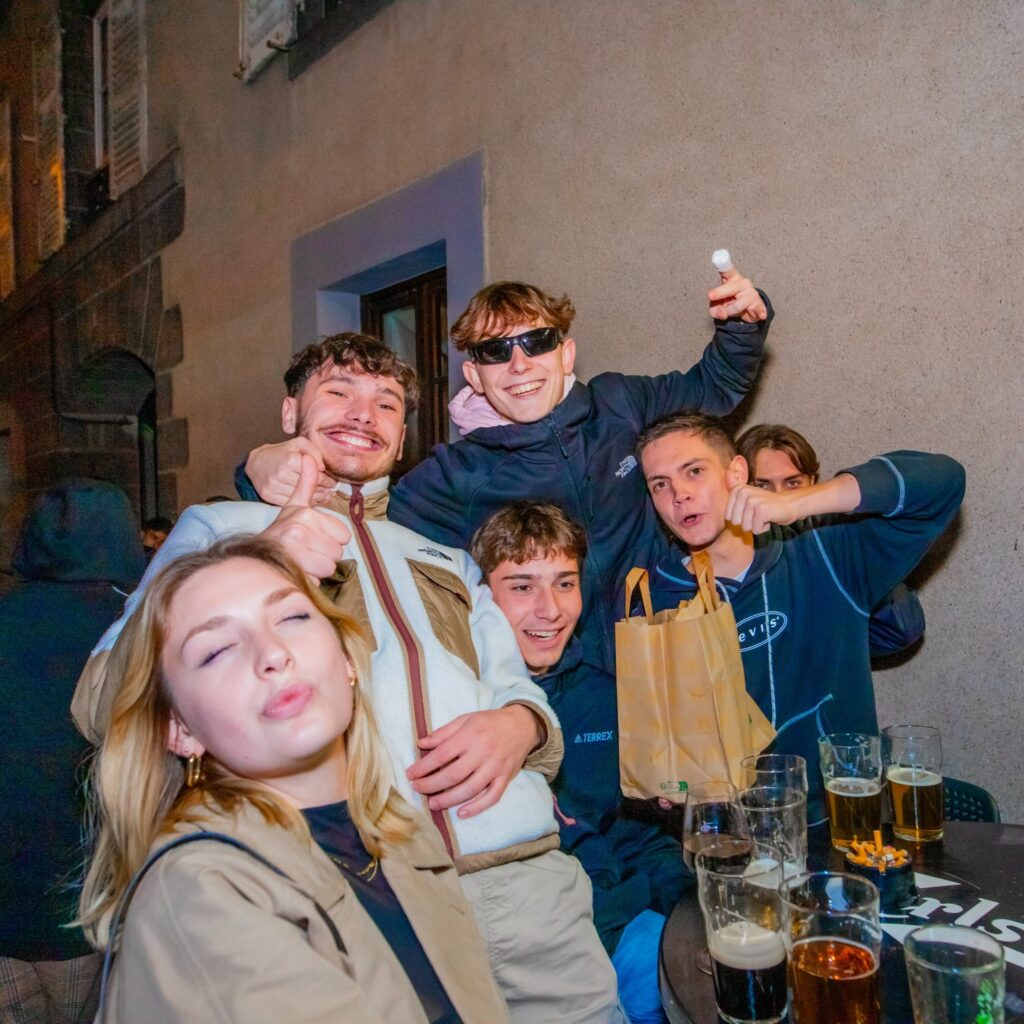 Soirée étudiante à Clermont-Ferrand au Still